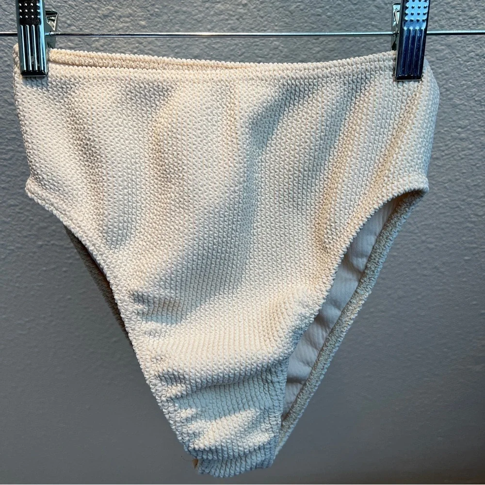 PRETTYLITTLETHING Cream High-Rise Bikini Botton. (No Top). Size 8